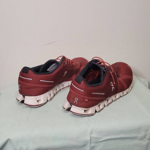 On Cloud Women's Ruby/White Running Size 7 - Picture 4 of 5